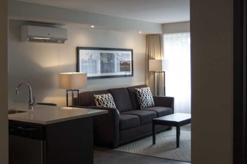 Les Suites Victoria, Ascend Hotel Collection Гатино Екстериор снимка
