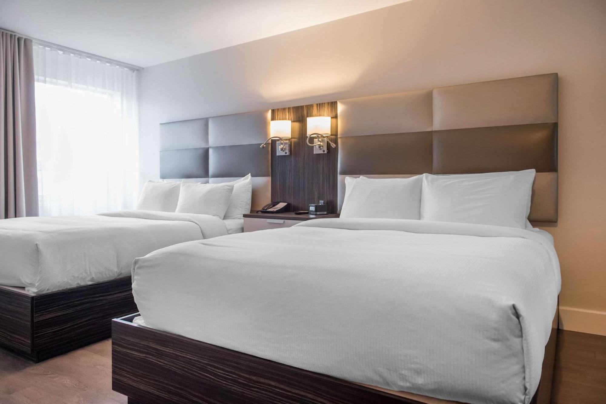 Les Suites Victoria, Ascend Hotel Collection Гатино Екстериор снимка